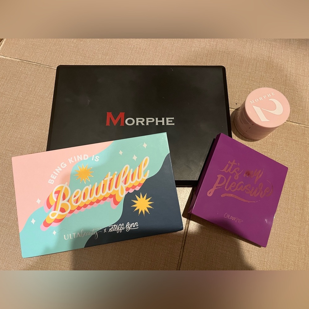 4 makeup palette bundle